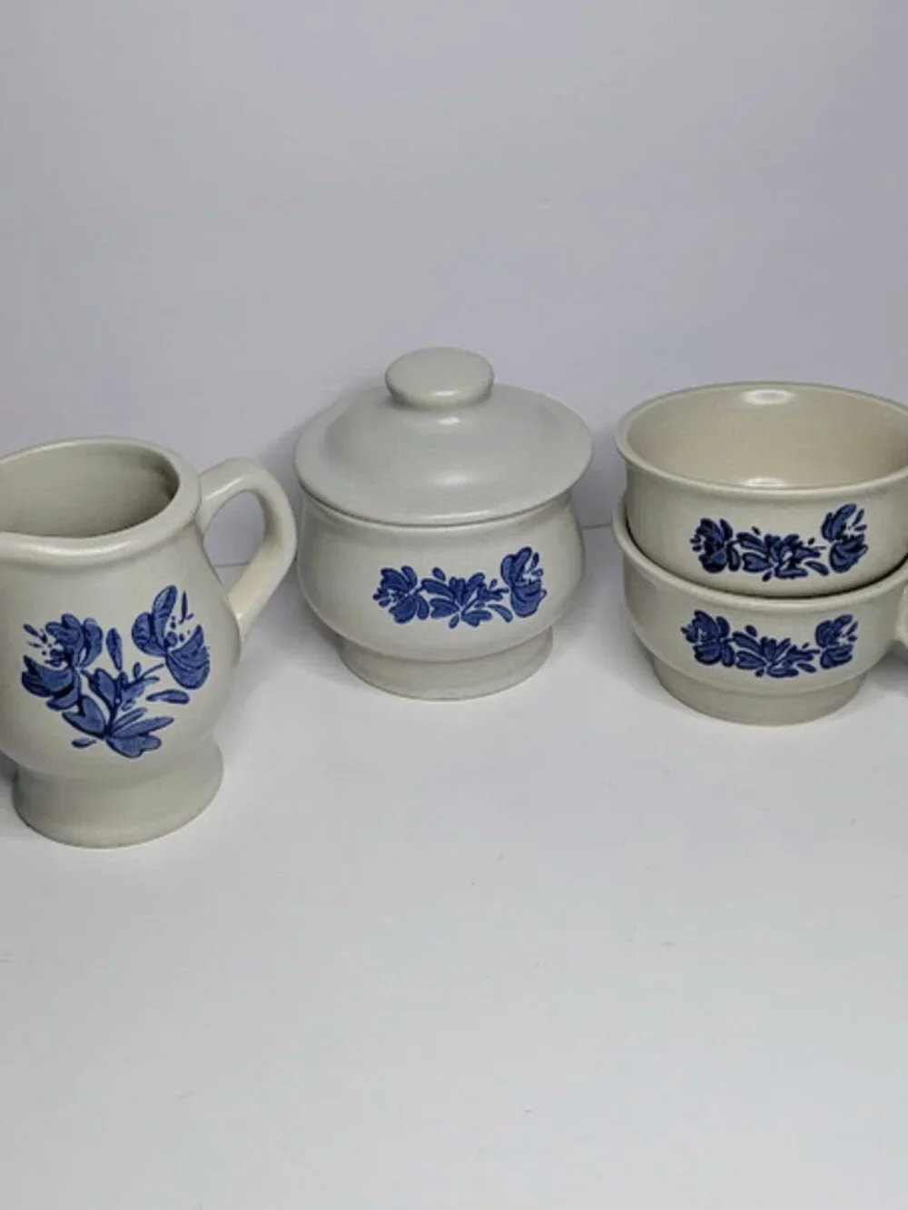 Vintage Pfaltzgraff Yorktowne Creamer Sugar Bowl 2 Cups Stoneware Set